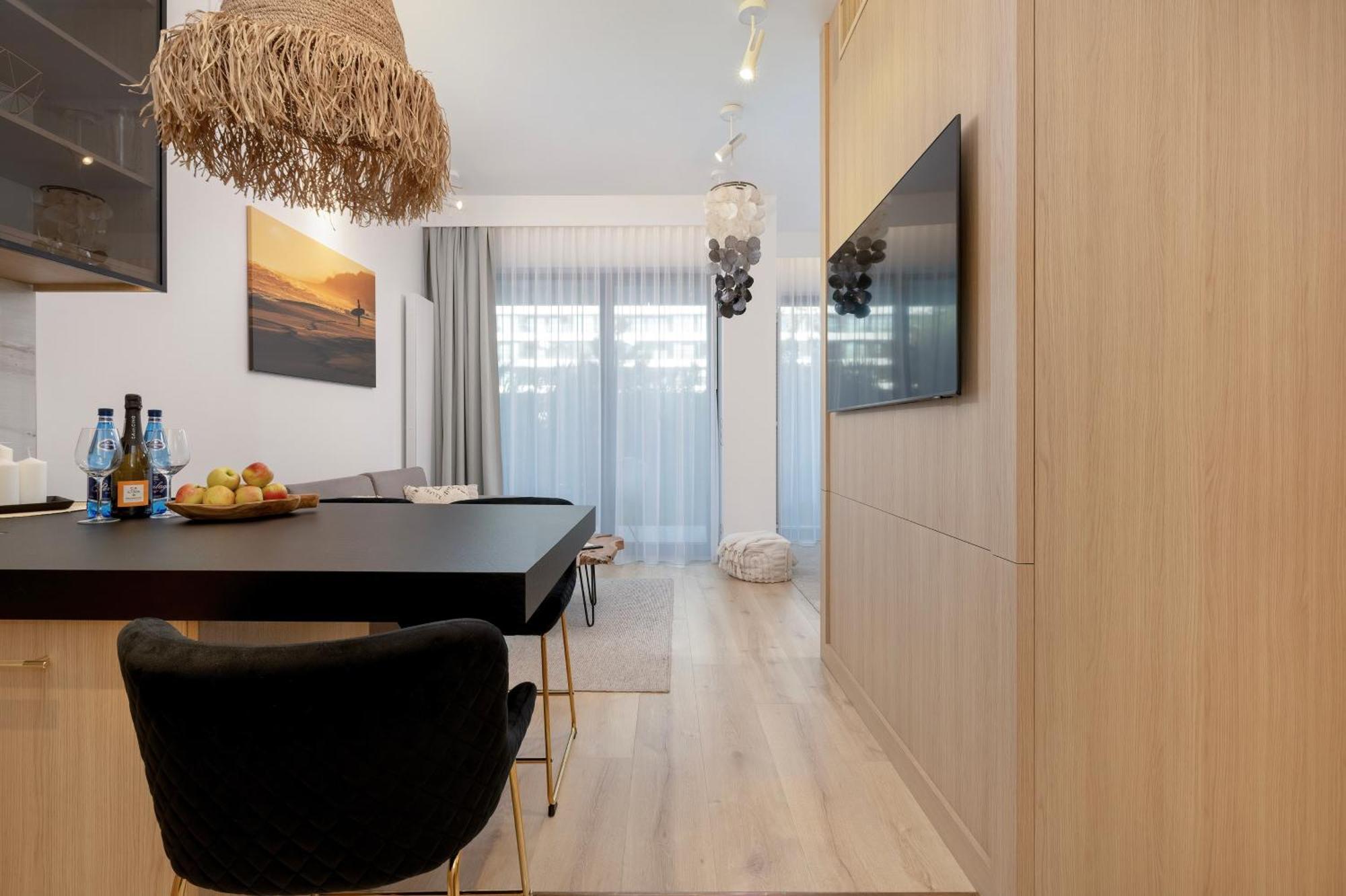 Shelter Luxury Apartament 洛格沃 外观 照片